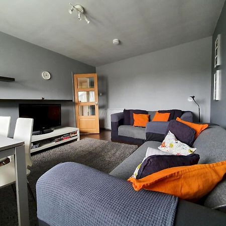 2 Bedroom, Free Parking & Netflix Near Hospitals Aberdeen Exterior photo
