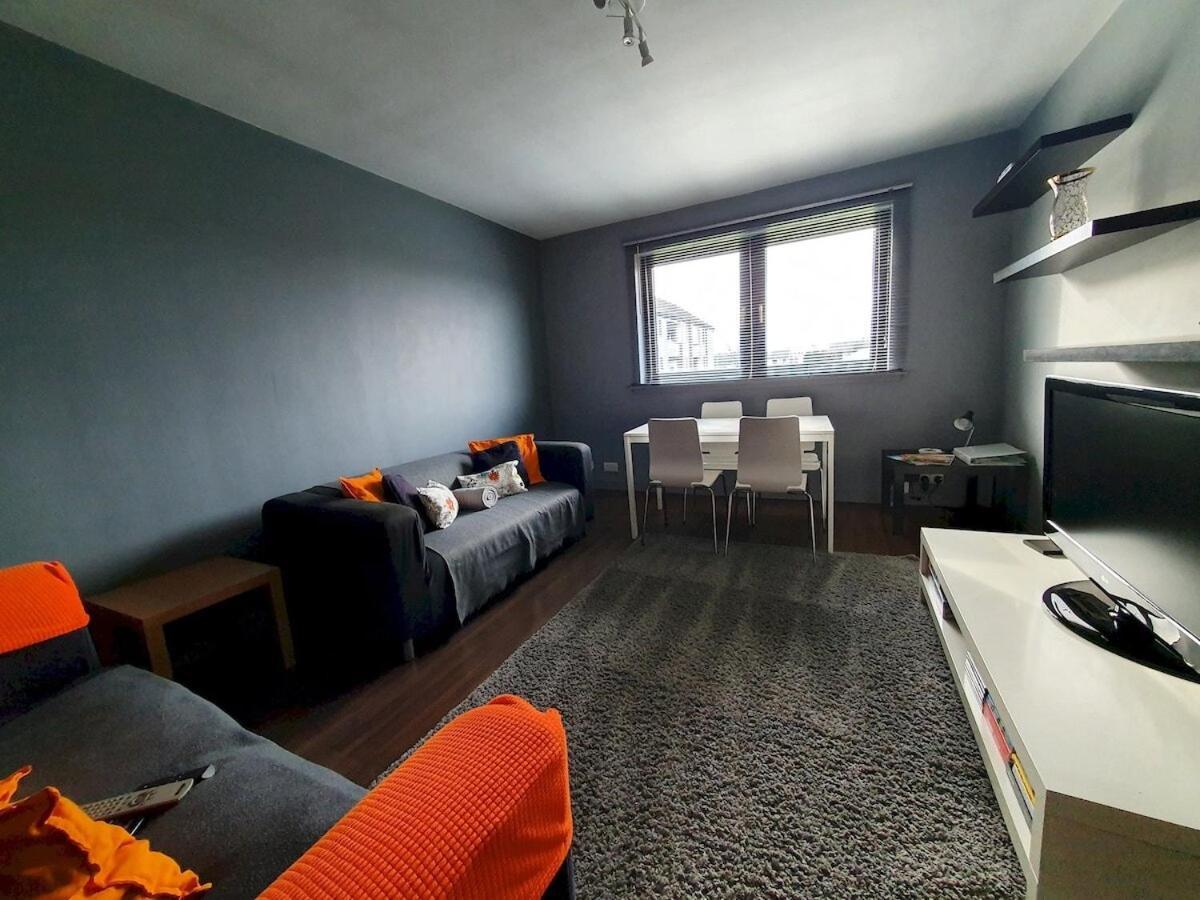 2 Bedroom, Free Parking & Netflix Near Hospitals Aberdeen Exterior photo