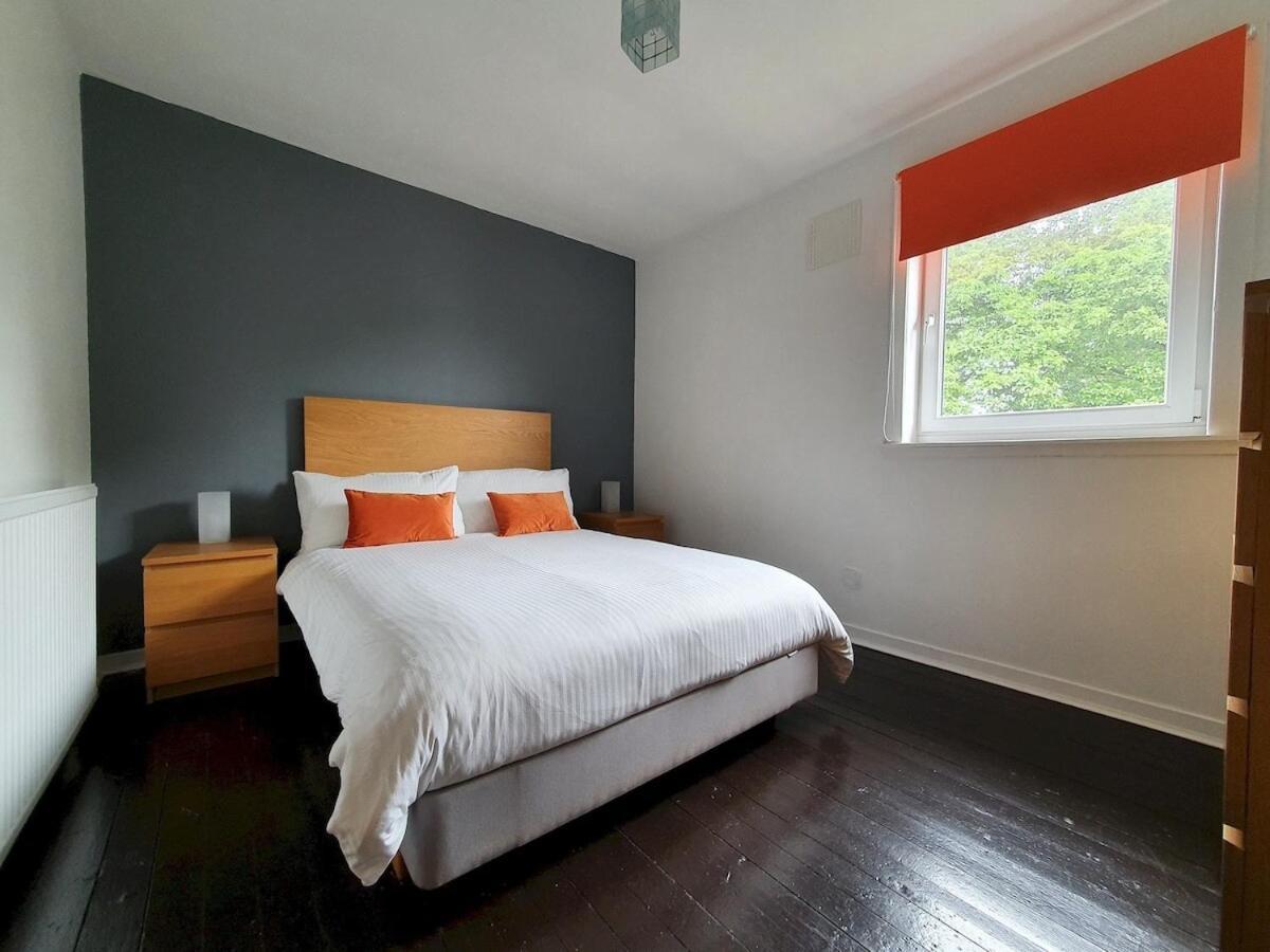 2 Bedroom, Free Parking & Netflix Near Hospitals Aberdeen Exterior photo